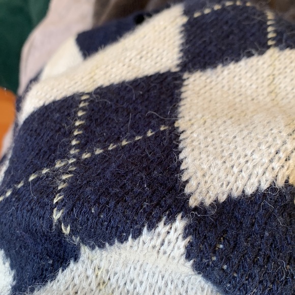 Vintage Navy Blue and White Argyle Sweater Vest - Picture 9 of 10
